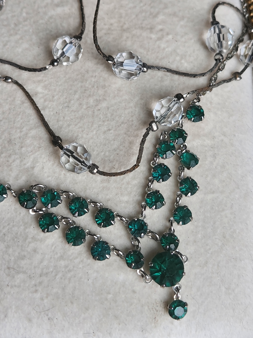 VTG Silver & Emerald Green Rhinestone Bib Necklace Coquette Layering Boho - Picture 5 of 10